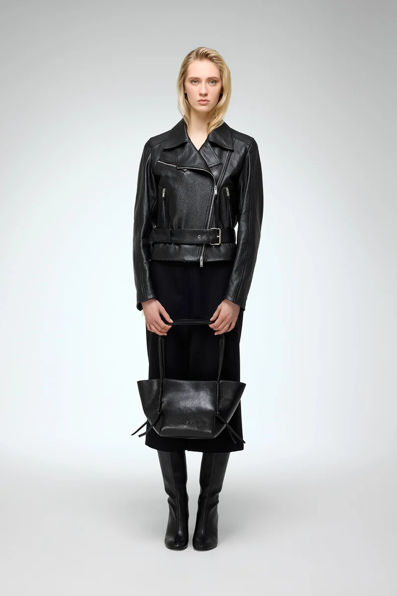 Amelia - Schwarze Lederjacke