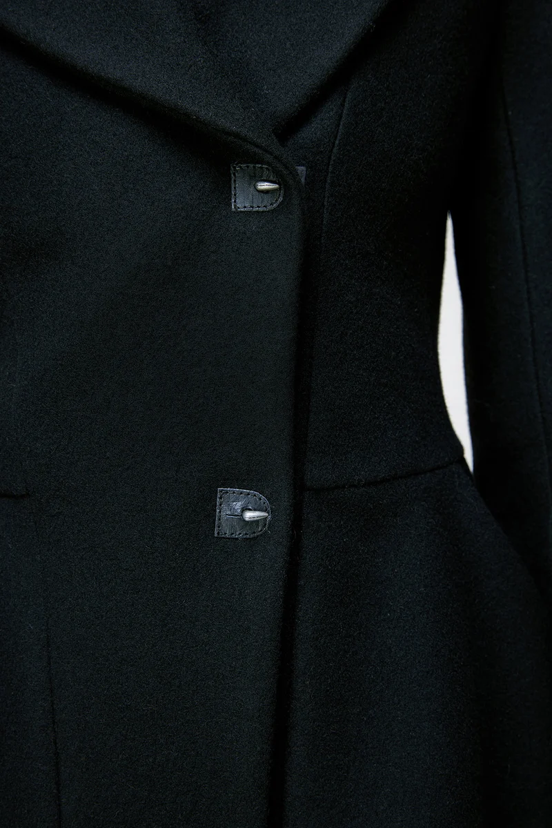Beatrix - Schwarze Wolljacke