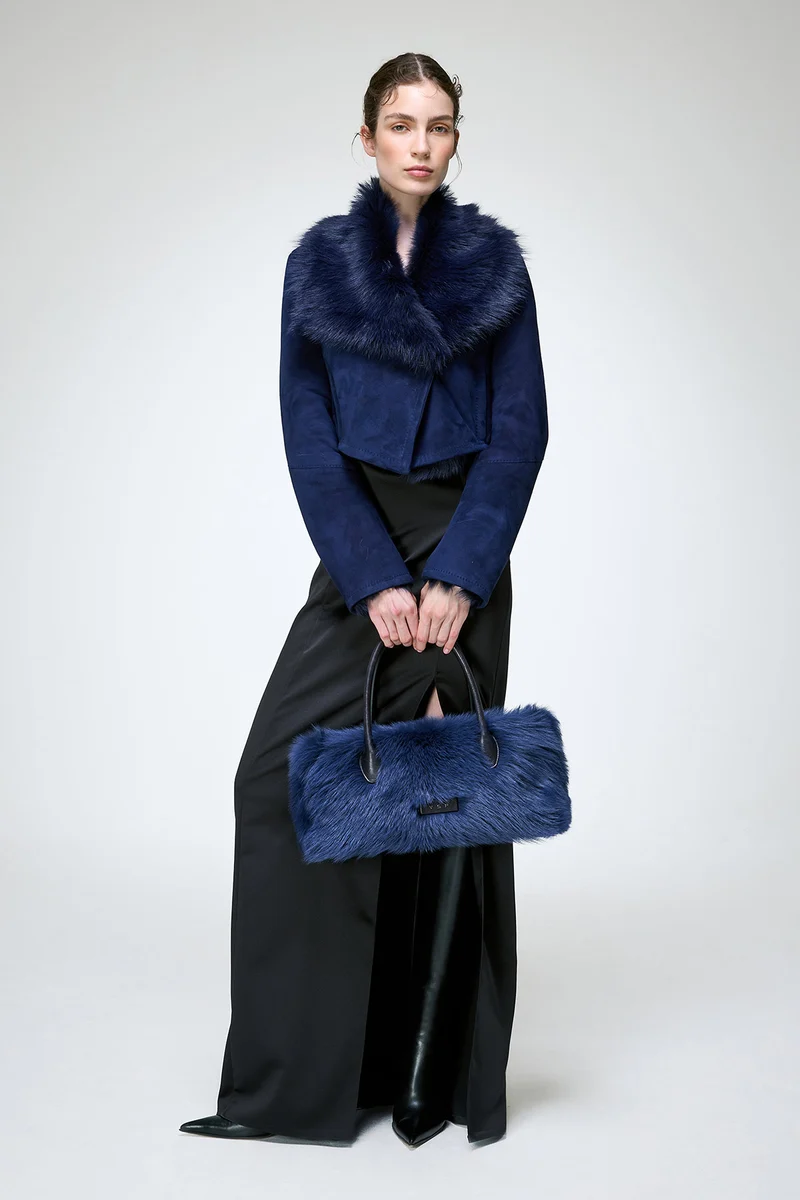 Yva – Blaue Wildleder-Lammfelljacke