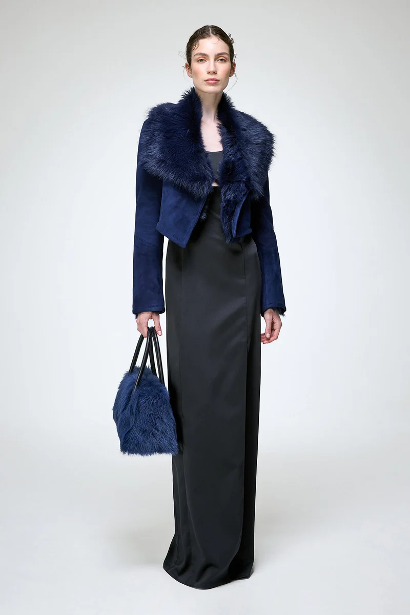 Yva – Blaue Wildleder-Lammfelljacke