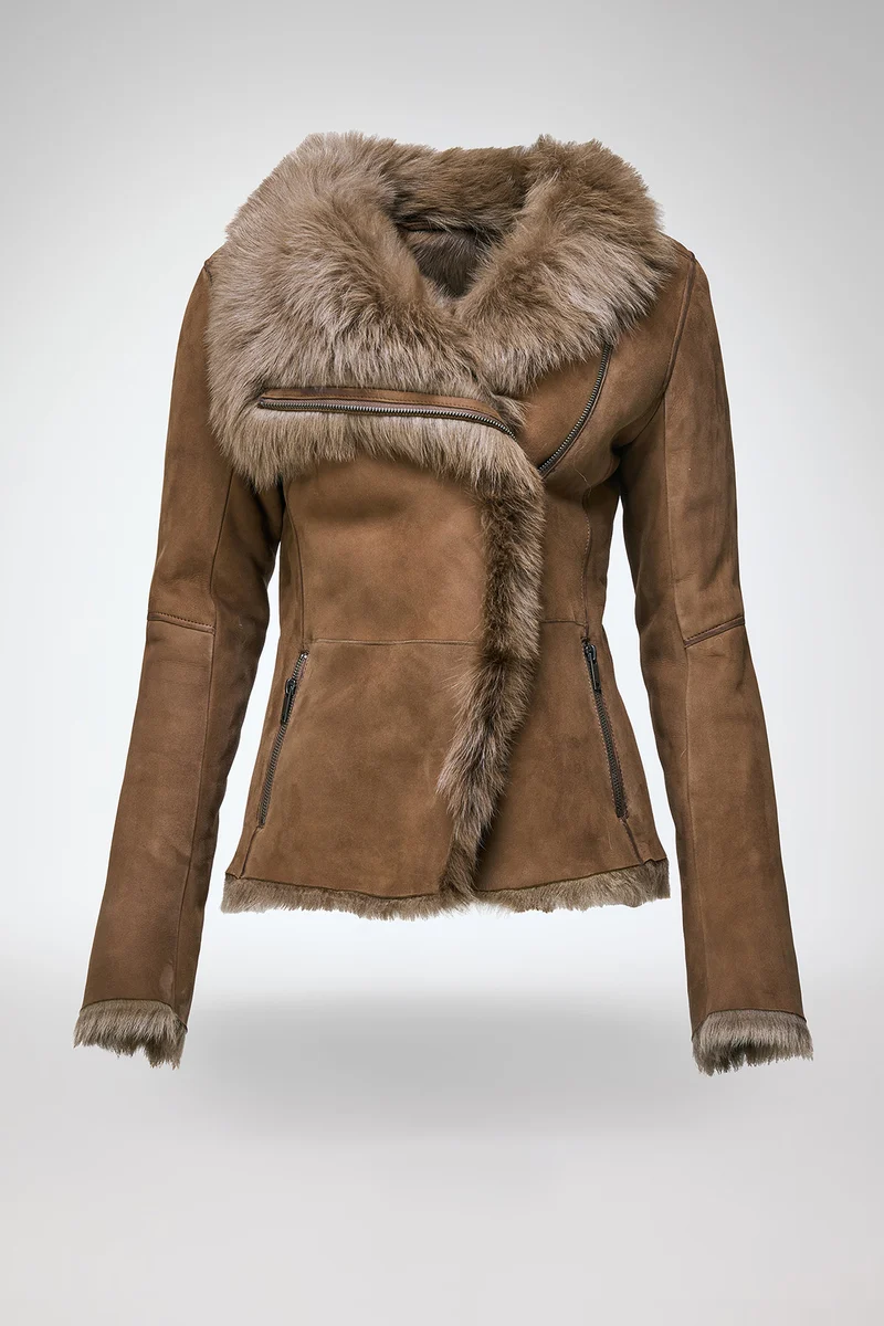 Adila – Jacke aus olivfarbenem Wildleder und Lammfell