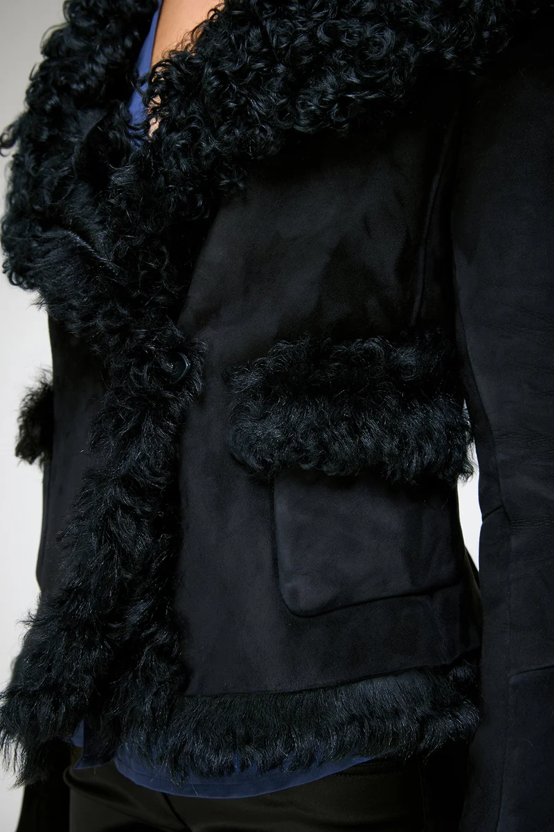 Filipa - Schwarze Lammfelljacke