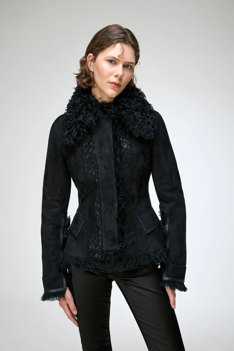 Estela – Schwarze Jacke aus Wildleder und Lammfell