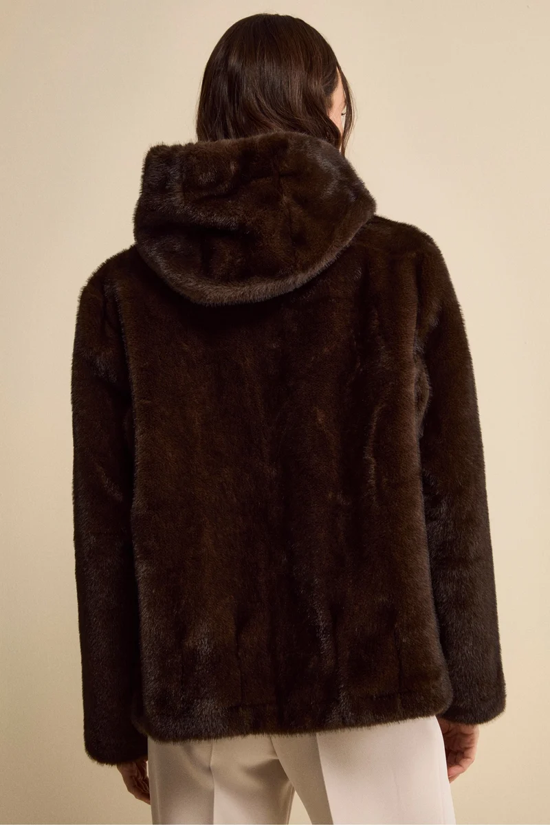 Pelliccia con Zip e Cappuccio - T.MORO