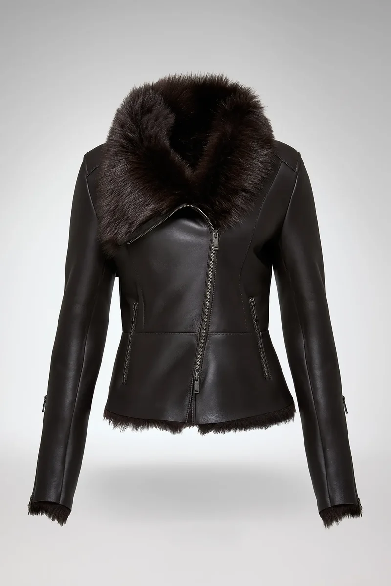 Renata – Braune Lammfelljacke