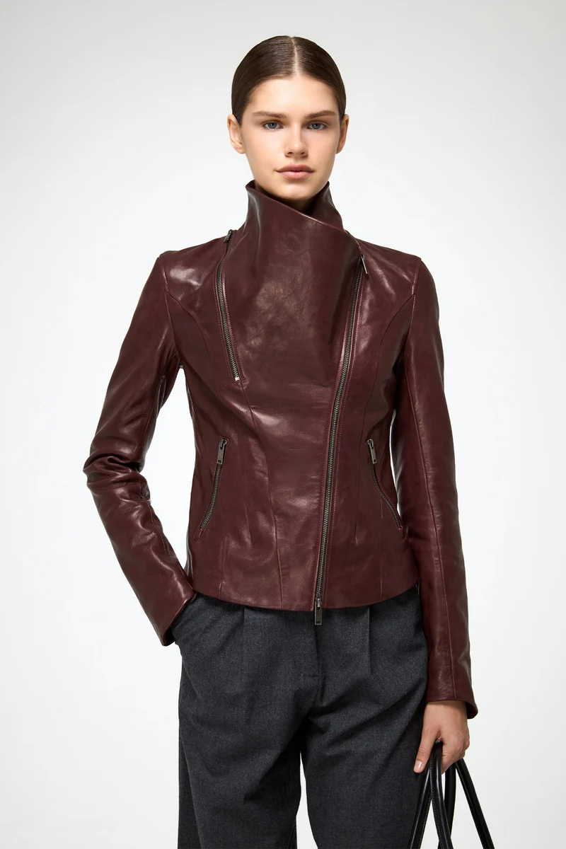 Edna – Lederjacke in Kirschrot