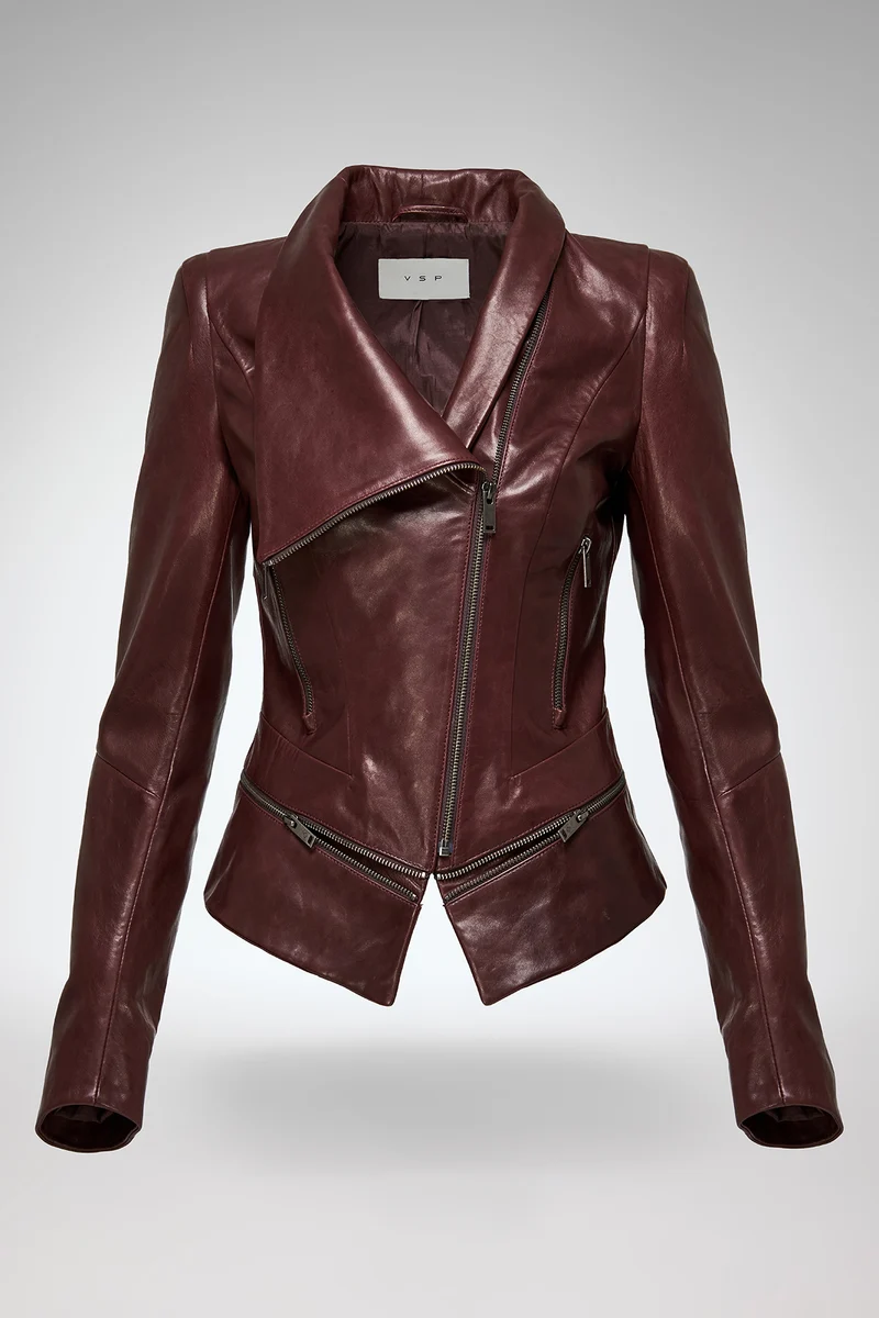 Marcela – Kirschrote Lederjacke