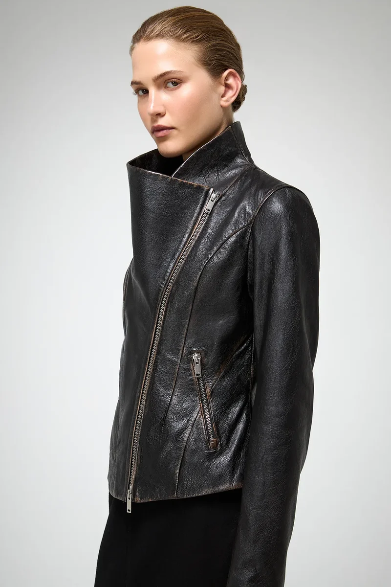 Edna – Schwarze Lederjacke
