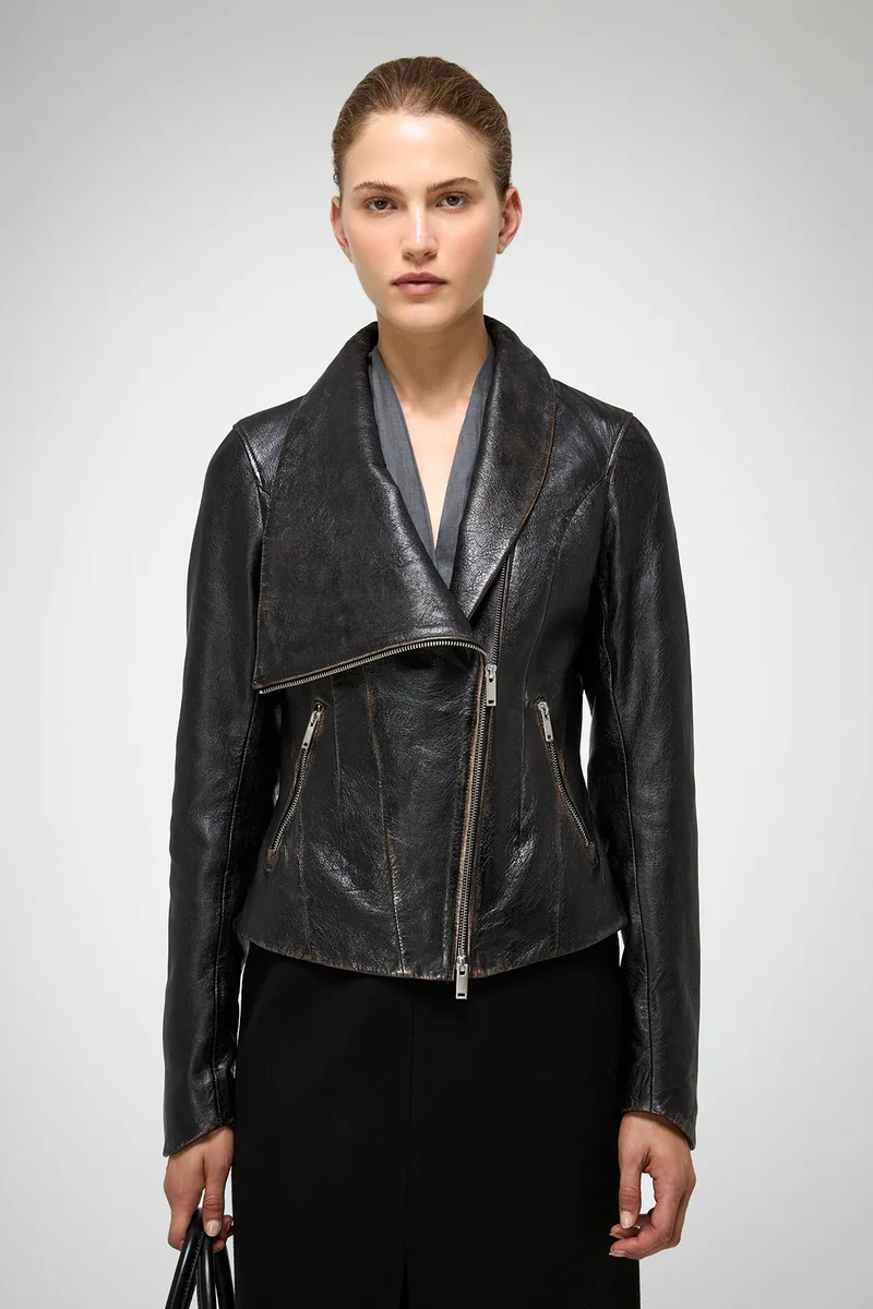 Edna – Schwarze Lederjacke