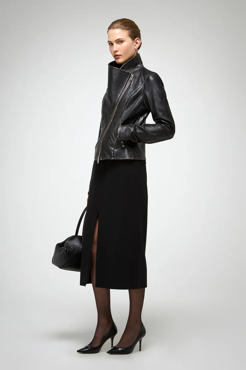 Edna – Schwarze Lederjacke