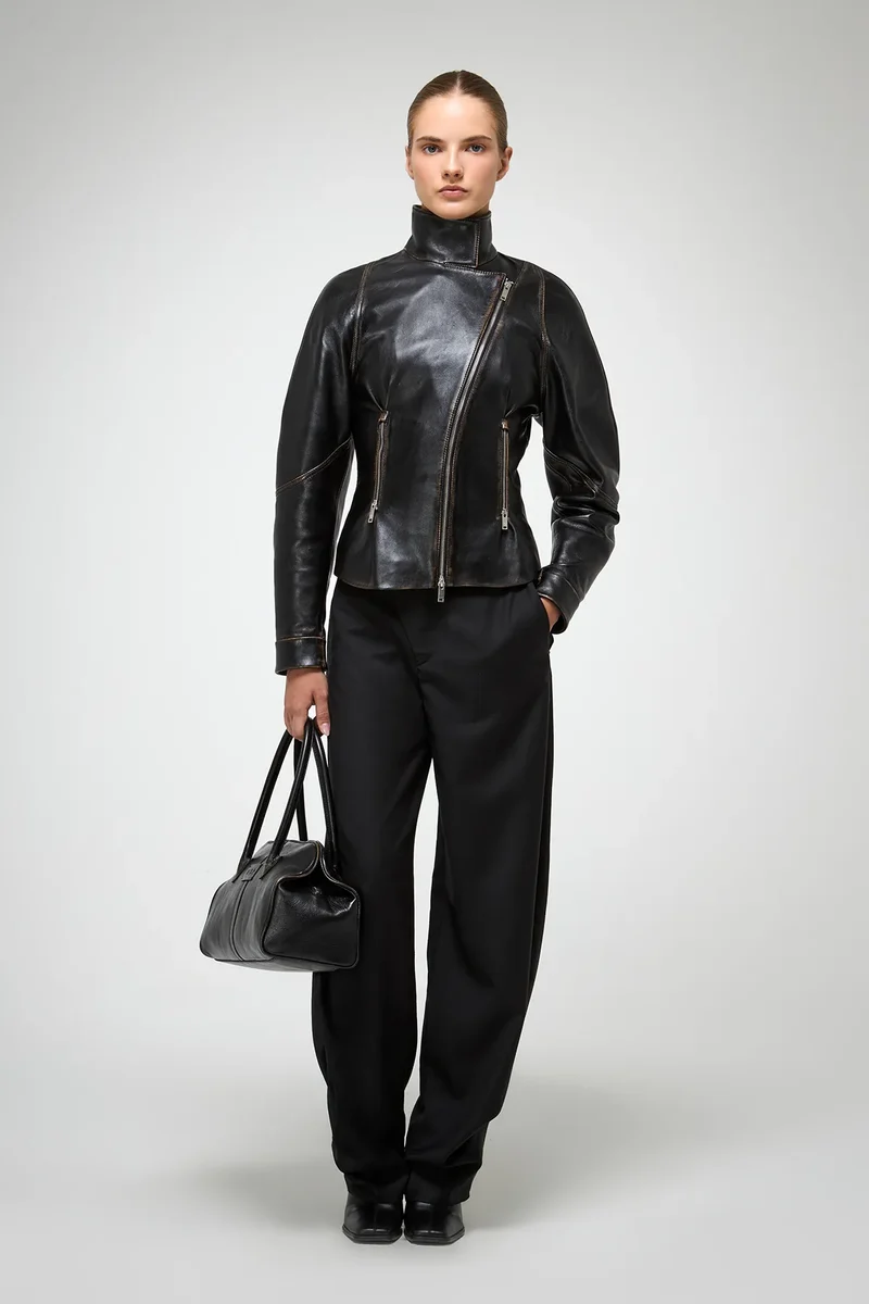 Julitte - Schwarze Lederjacke