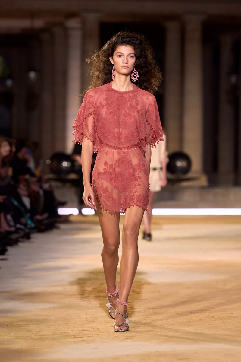 Look 16 [S27]