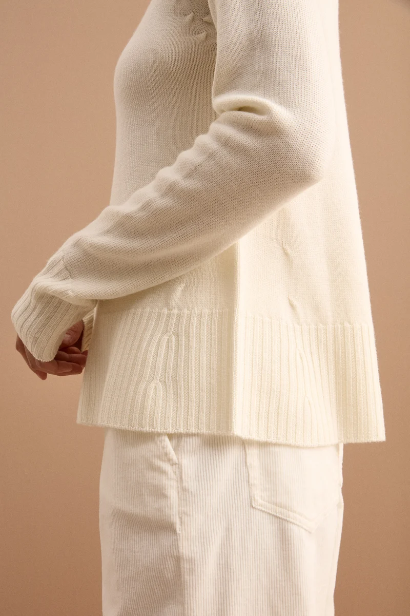 Lupetto Raglan in Lana Merino con Spacchetto - ECRU