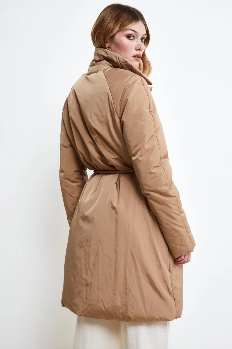 Piumino Midi con Cintura - BEIGE