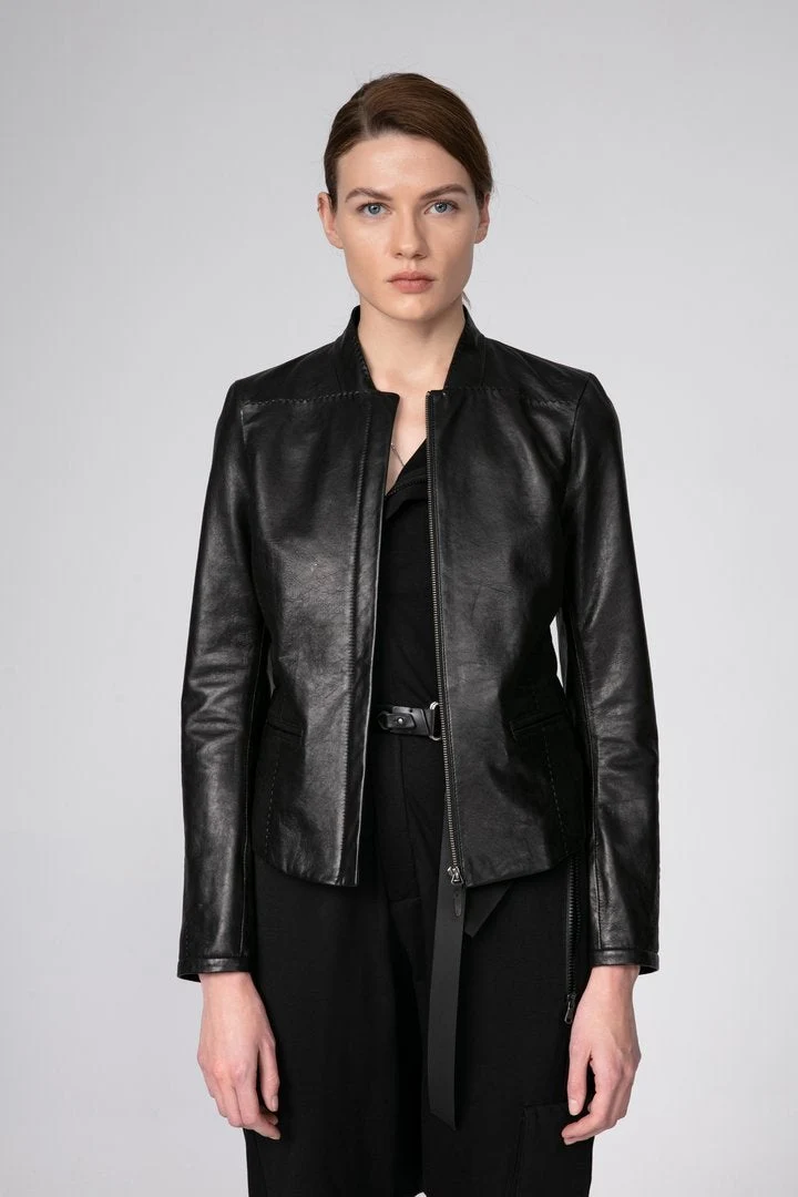 Schwarze Lederjacke