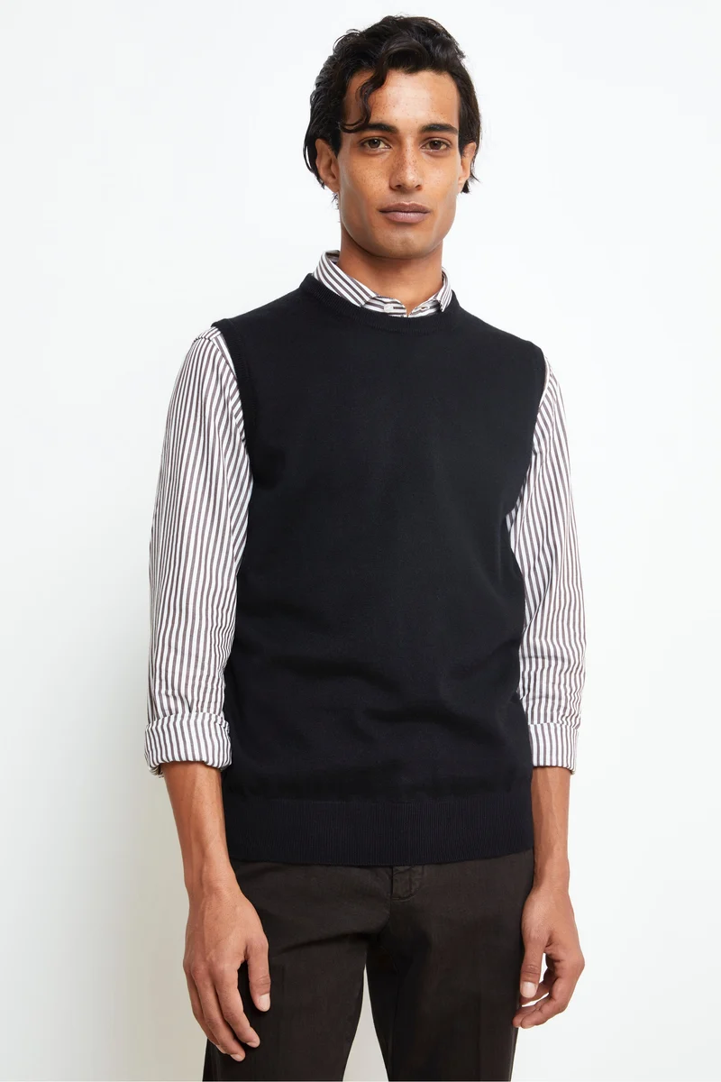 Gilet Girocollo in Lana Merino - NERO