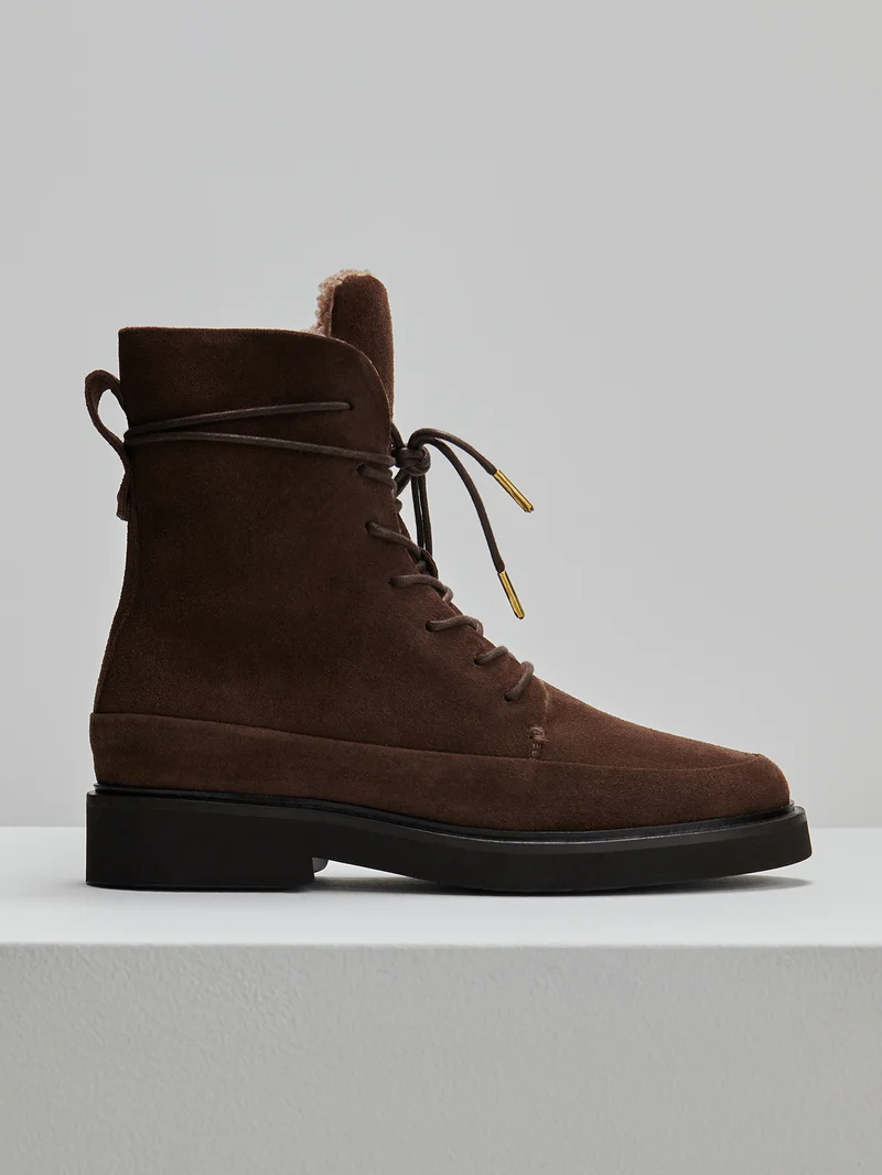 Aveiro Fleece Lined Lace Up Boot