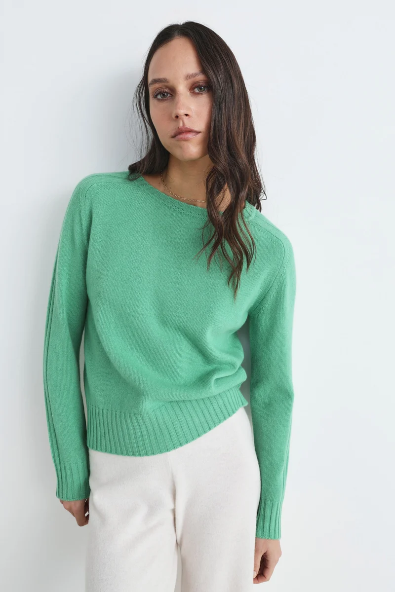 Maglia in lana e cashmere con scollo a barca - MENTA
