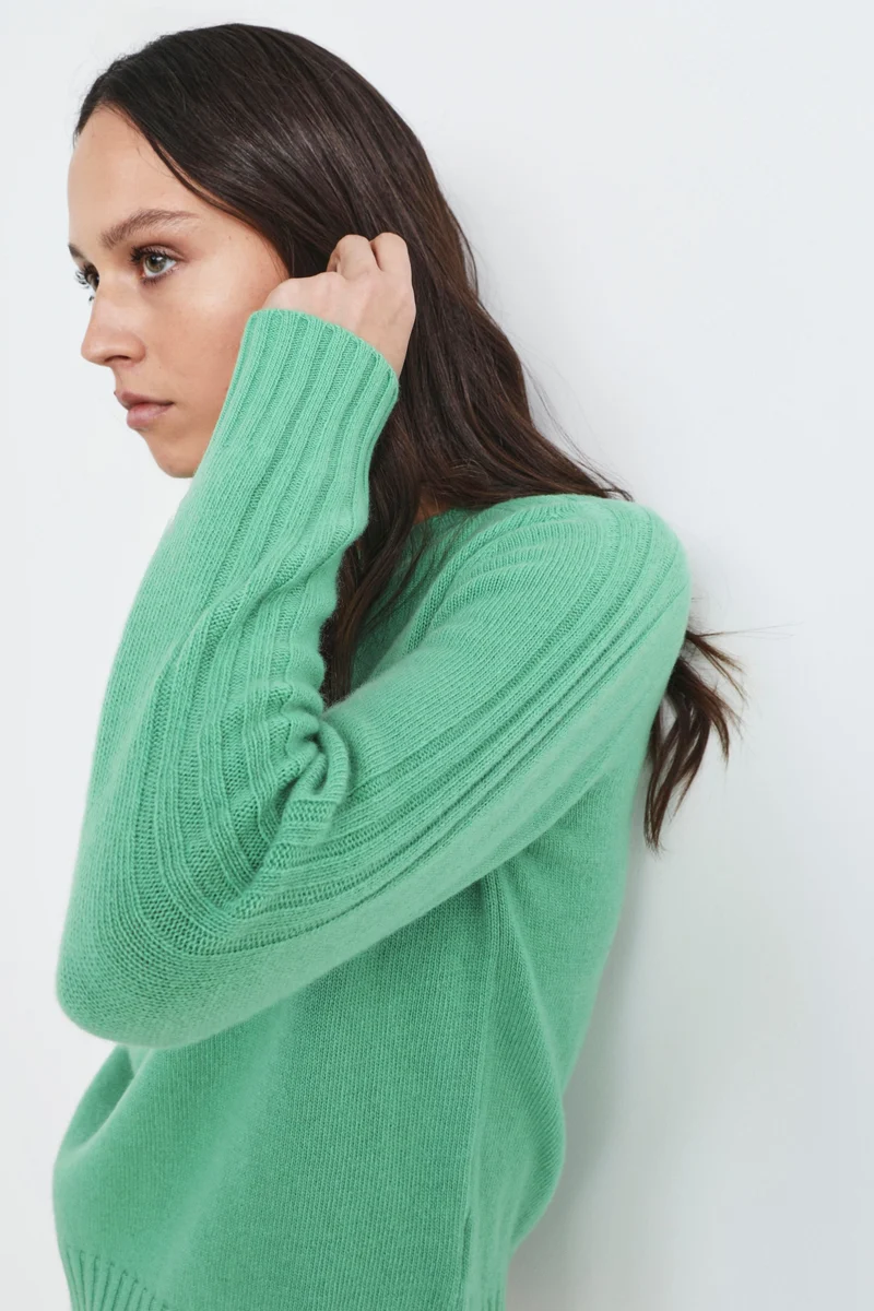 Maglia in lana e cashmere con scollo a barca - MENTA