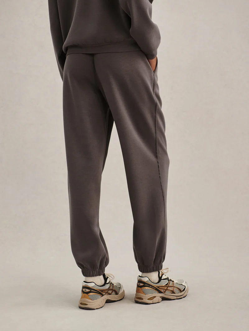Eli Jogger 27