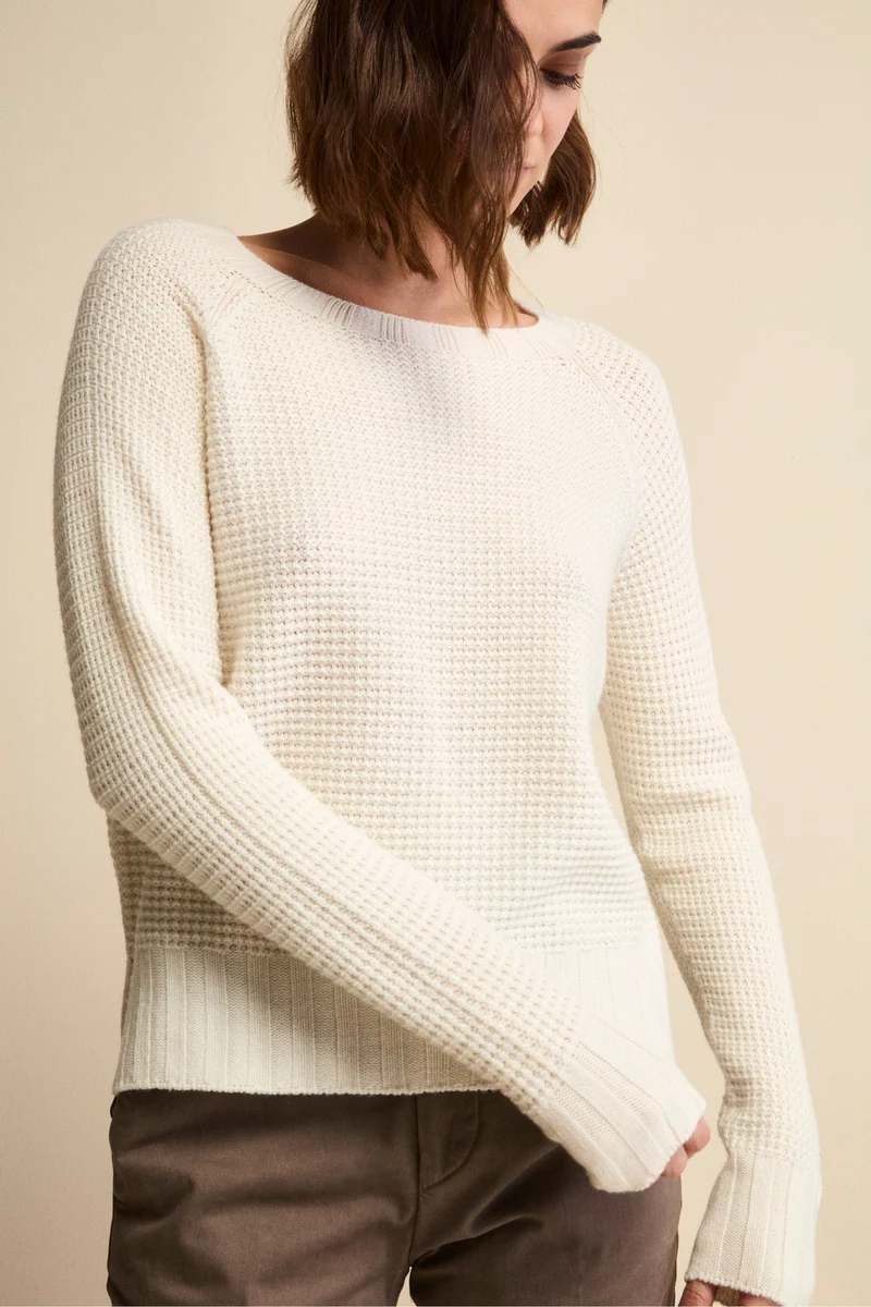 Maglia Scollo Barchetta in Lana Merino Lavorata - ECRU