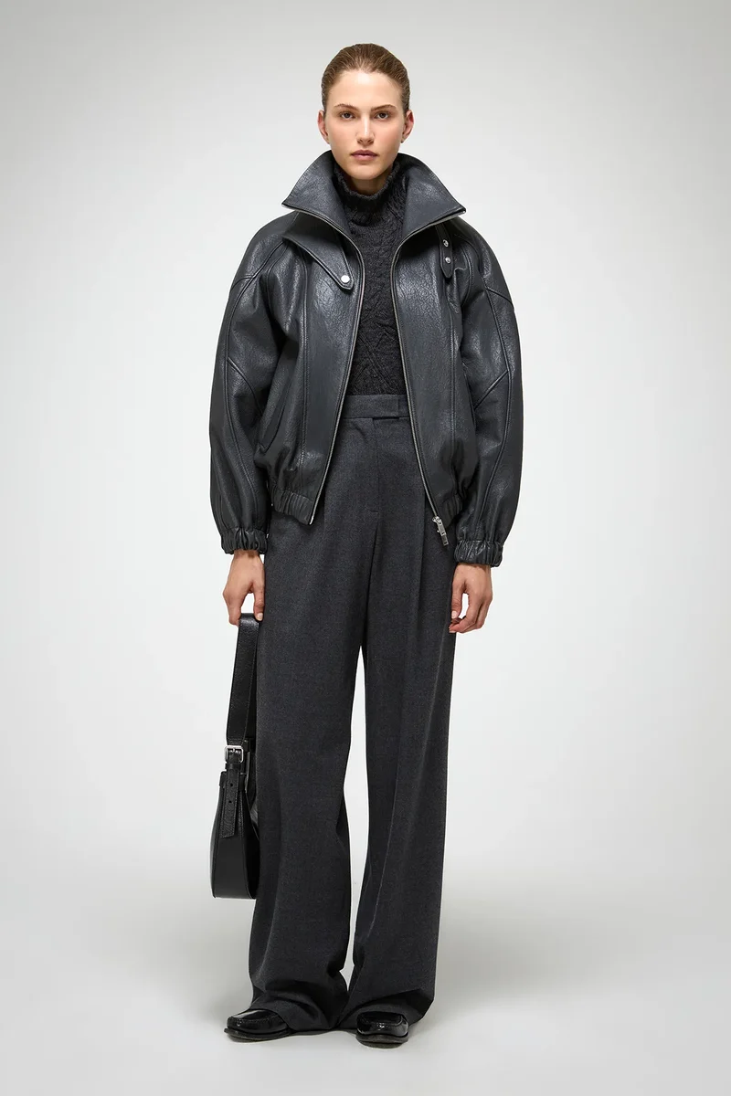 May - Anthrazitfarbene Lederjacke