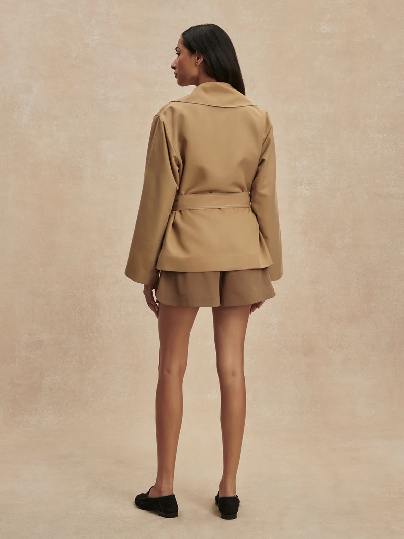 Maddox Short Trench