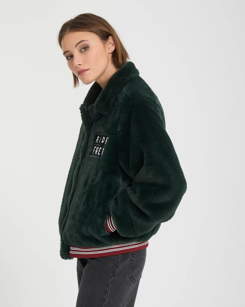 Ozzy Jacke - Scarab