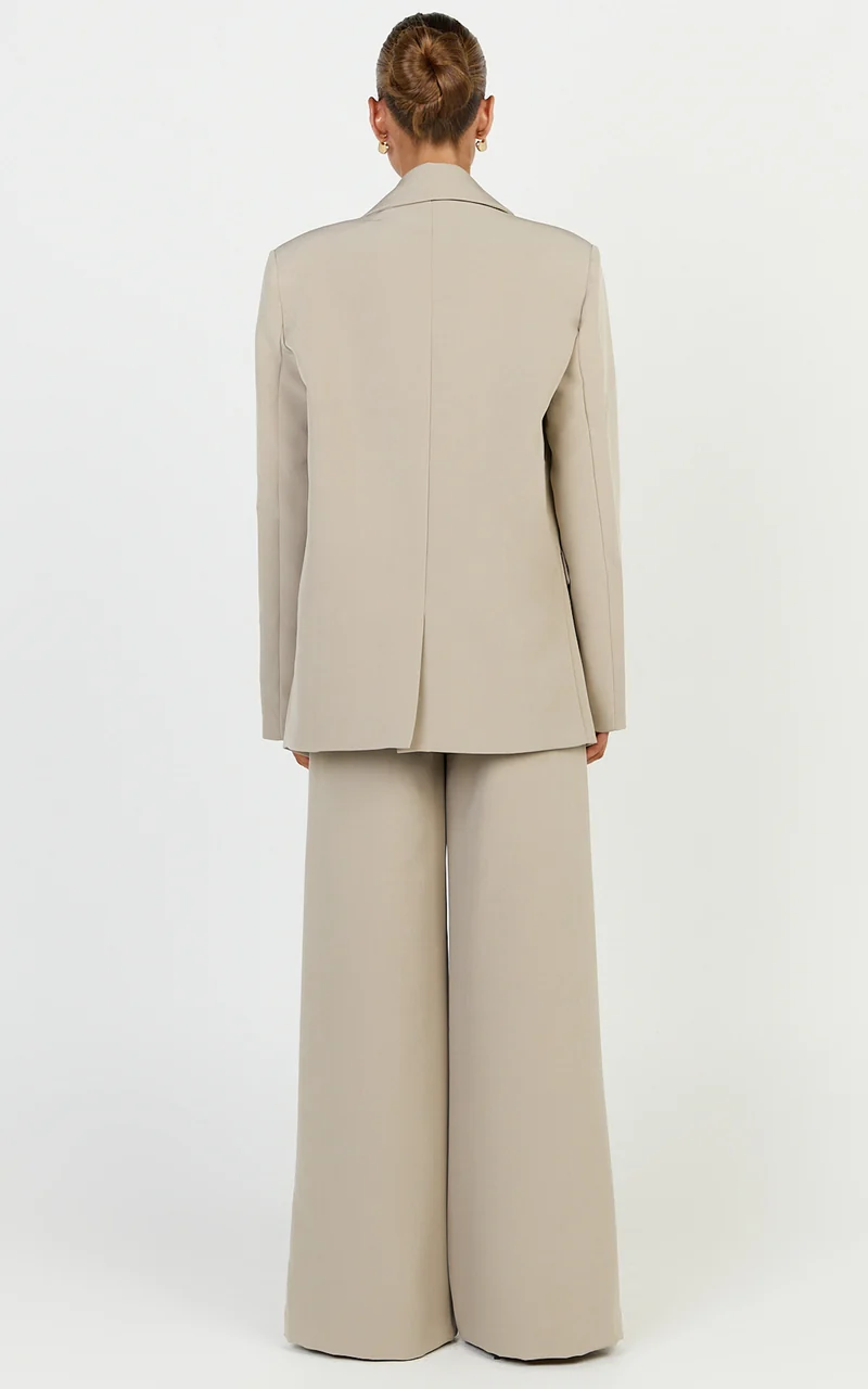 Selena Blazer - Oversized Single Breasted Blazer in Neutral
