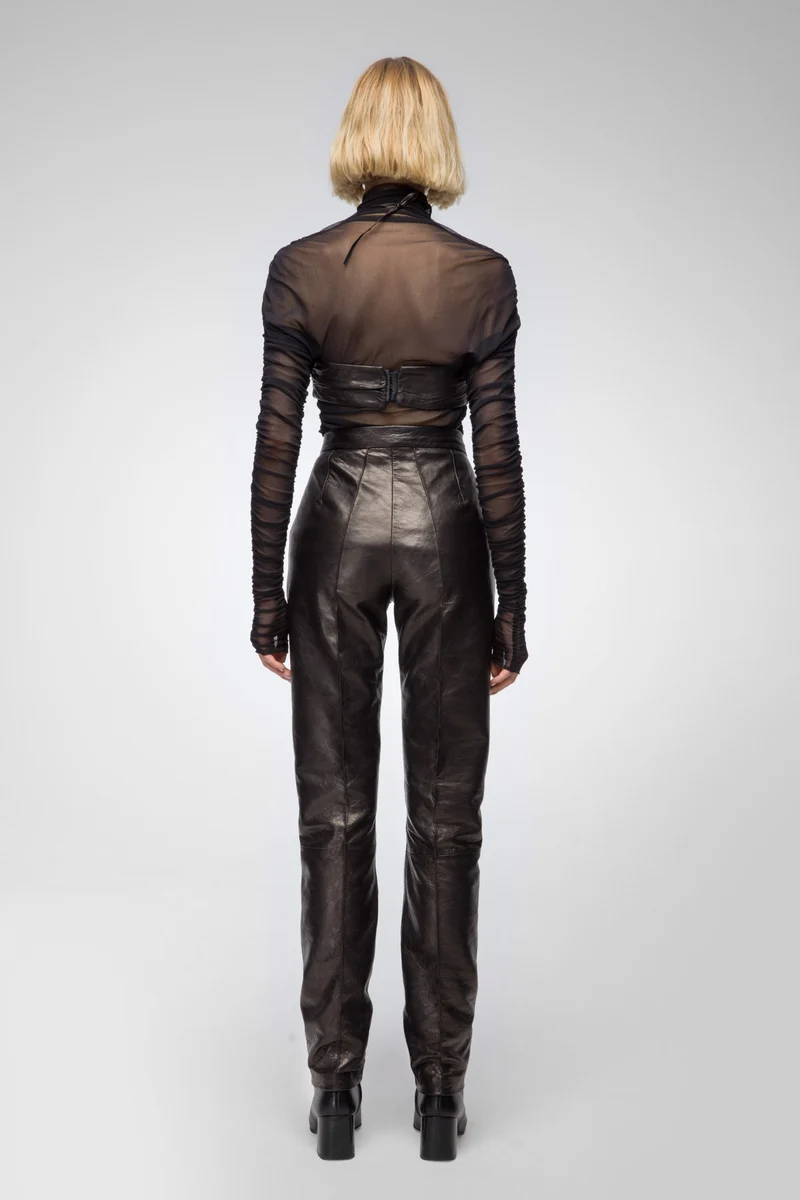 Schwarze Lederhose