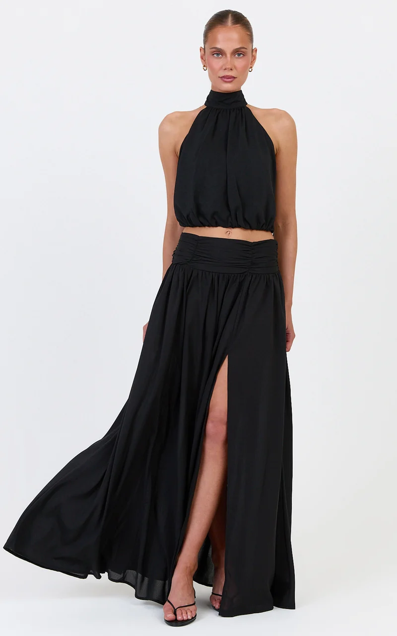 Melanie Top - Halter Neck Top in Black