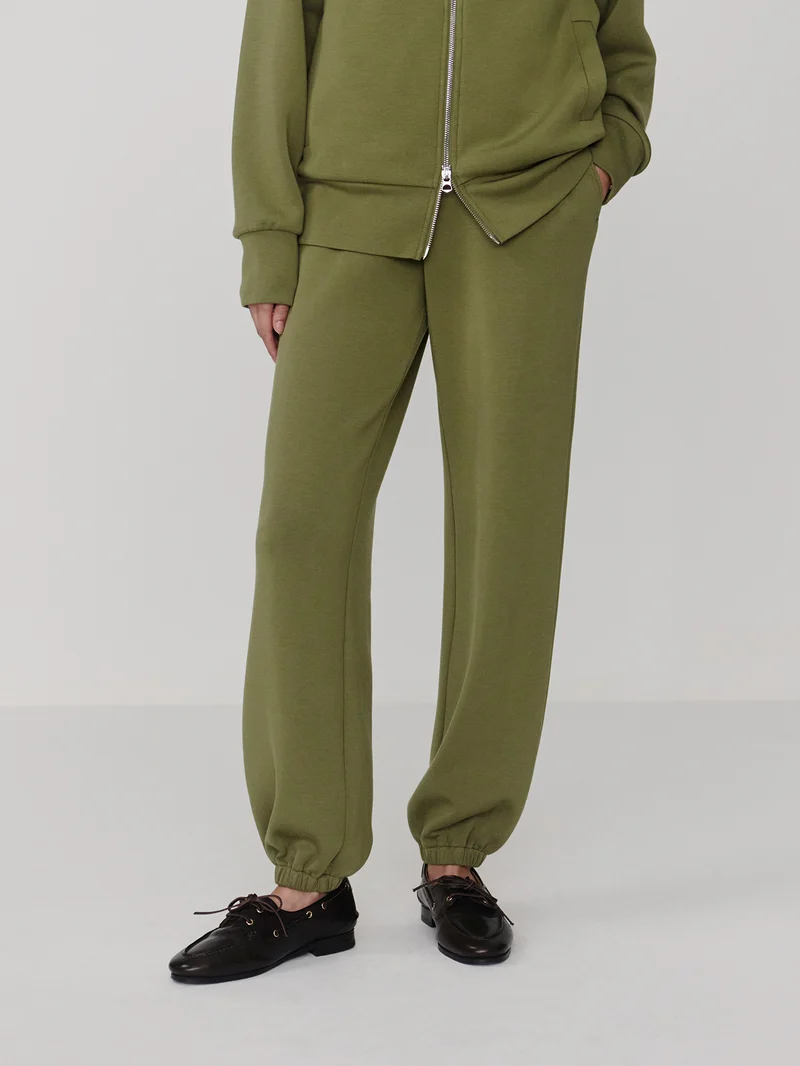 The Classic Cuff Pant 25
