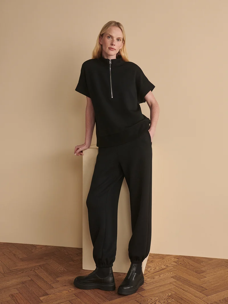 The Classic Cuff Pant 25