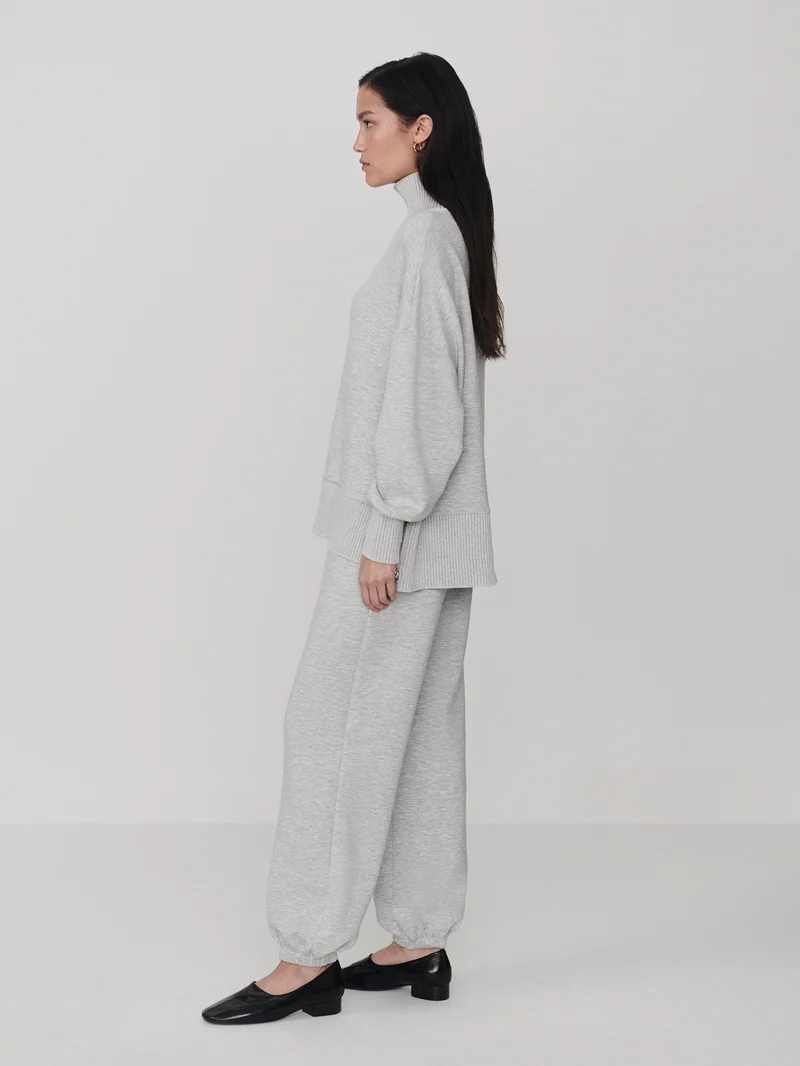 The Classic Cuff Pant 25