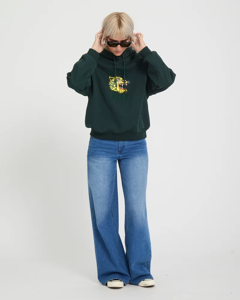 Ozzy II Hoodie - Scarab