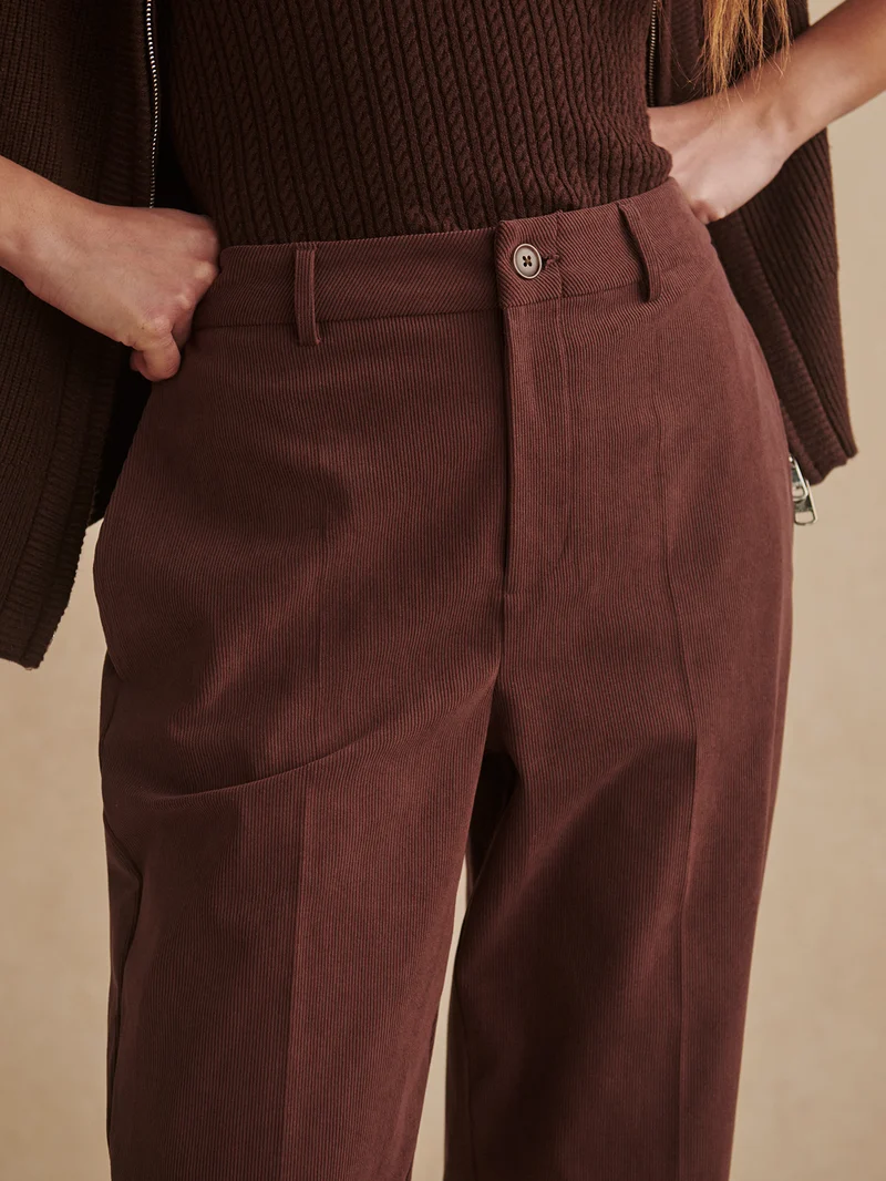 Stretch Needle Cord Slim Tapered Trouser
