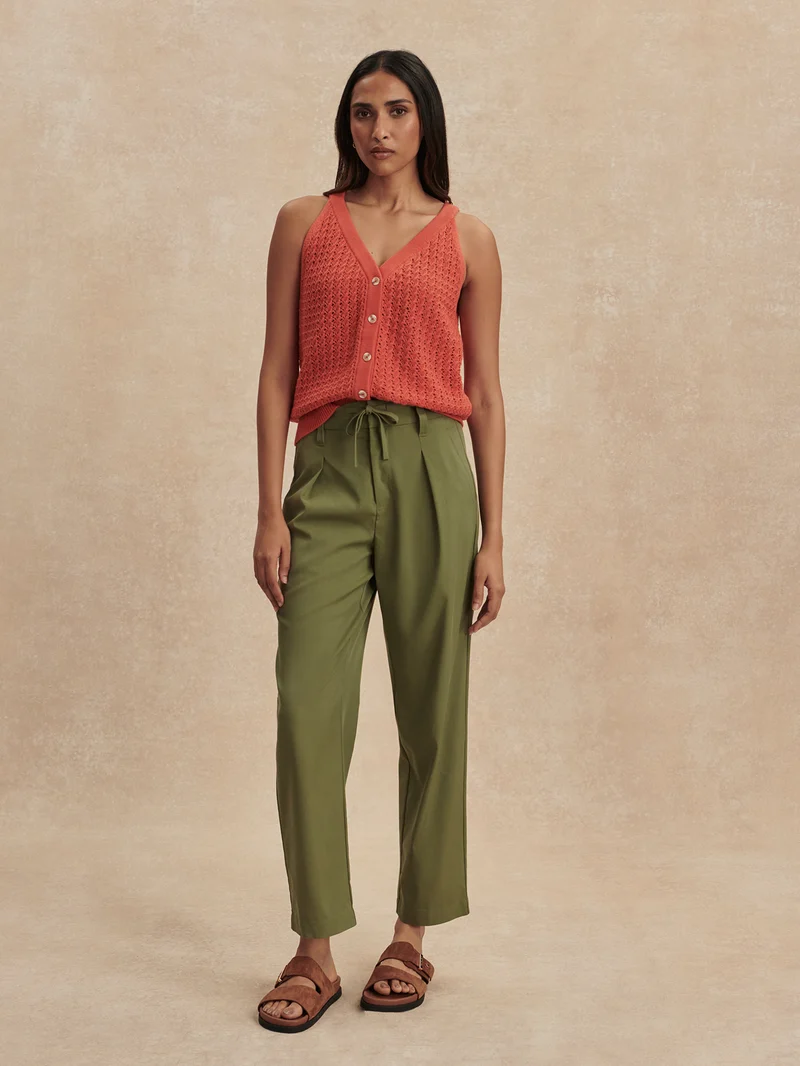 Soft Stretch Tapered Pleat Trouser Regular