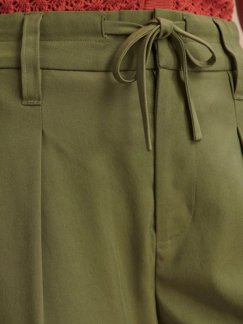 Soft Stretch Tapered Pleat Trouser Regular