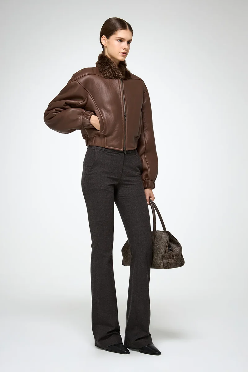 Sheela – Braune Lammfelljacke