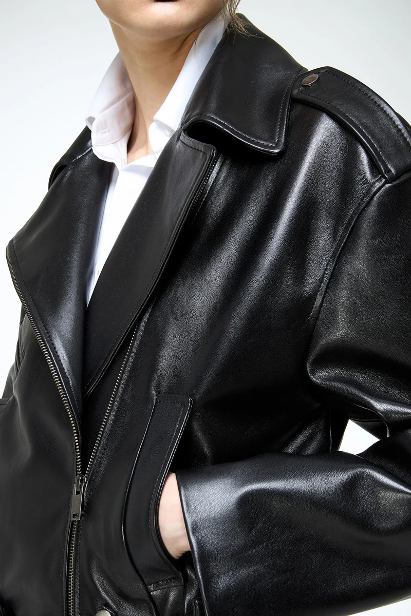 Anya - Schwarze Lederjacke
