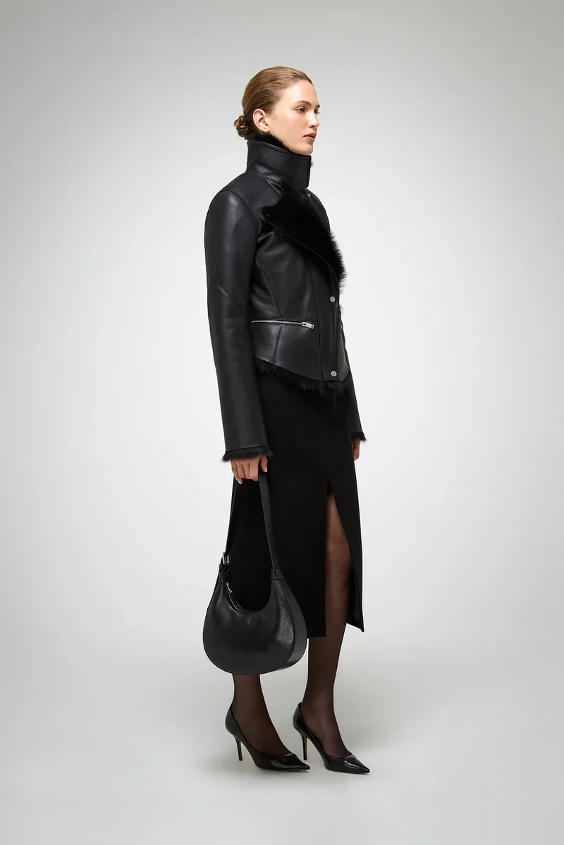 Azul - Schwarze Lammfelljacke