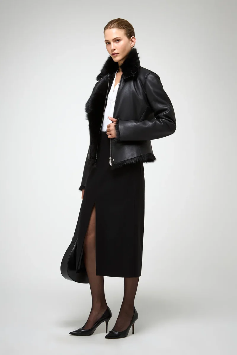 Azul - Schwarze Lammfelljacke
