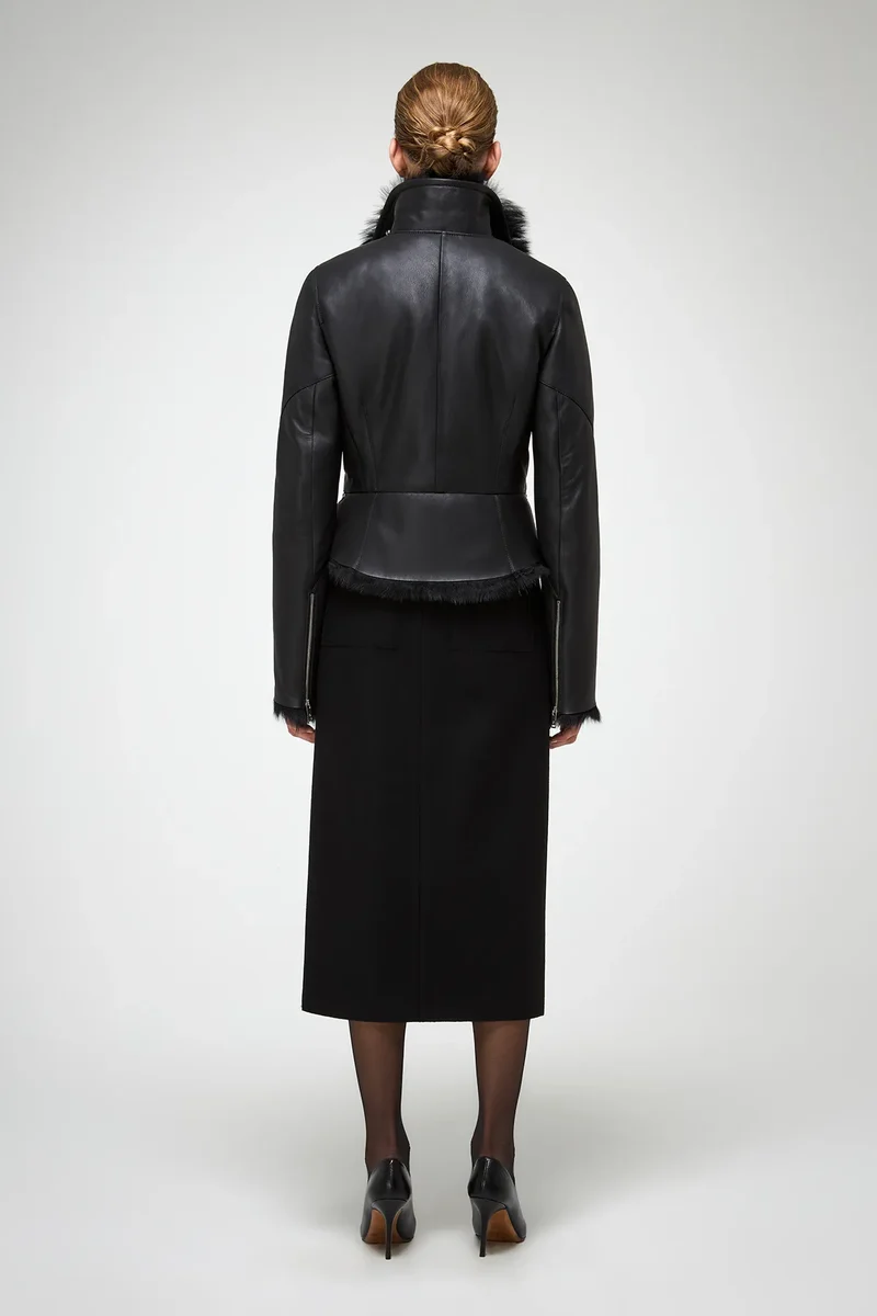 Azul - Schwarze Lammfelljacke
