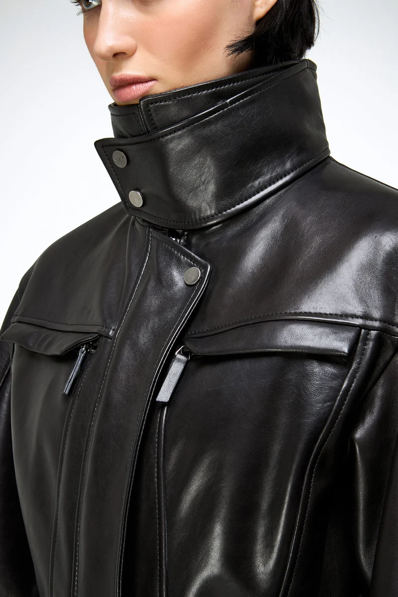 Gaia – Schwarze Lederjacke