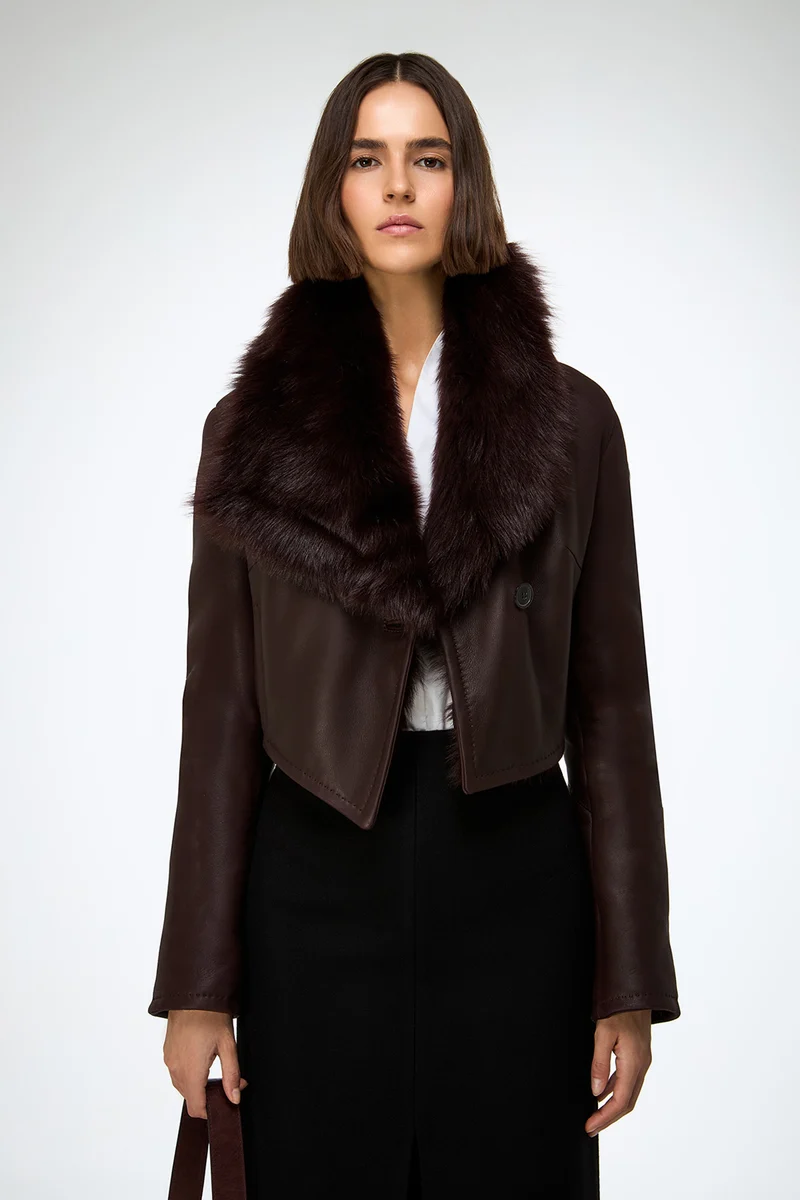 Yva – Kirsche Lammfelljacke