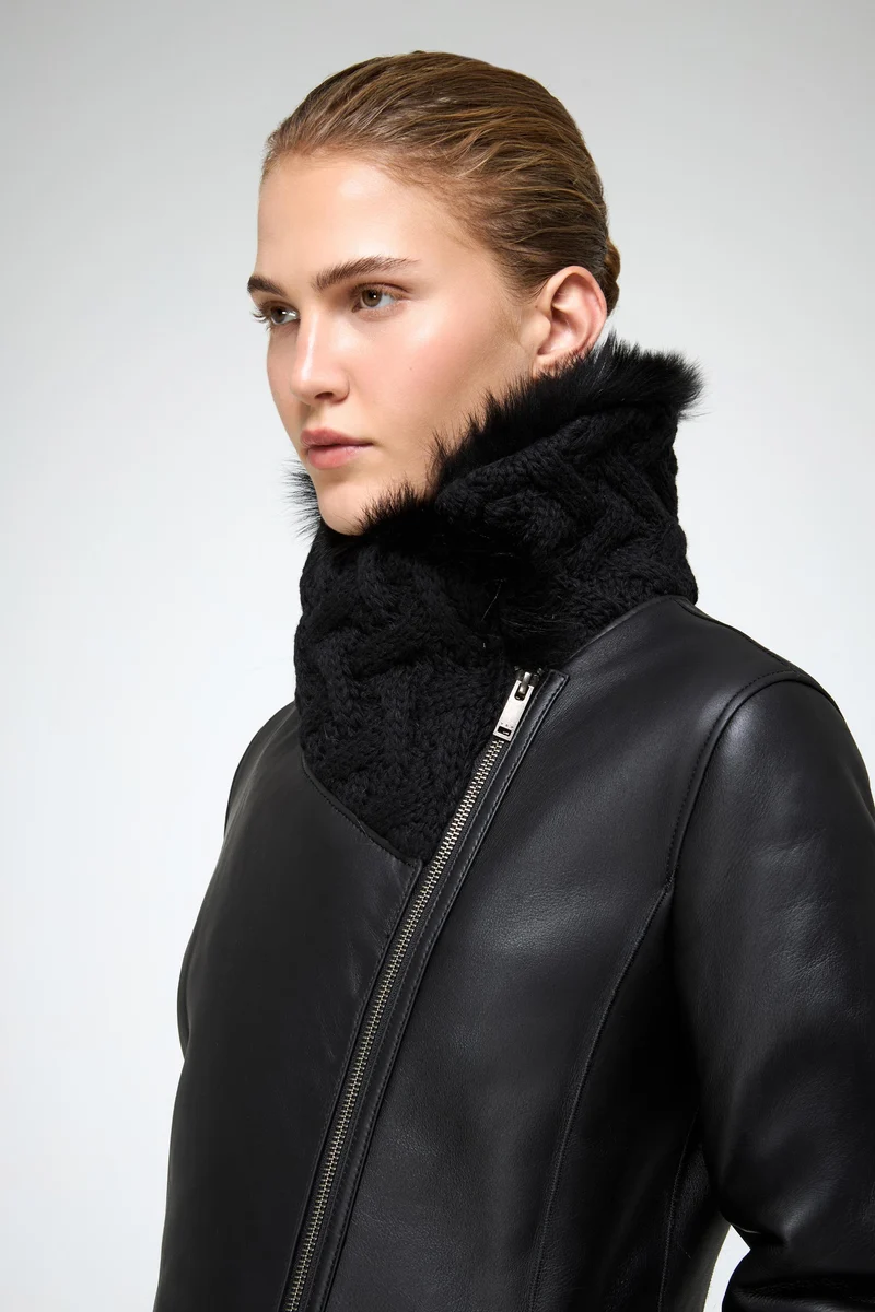 Mylena – Schwarzer Shearling-Mantel Toscana