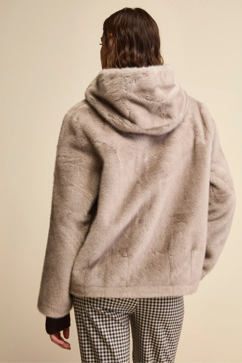 Pelliccia con Zip e Cappuccio - GRIGIO