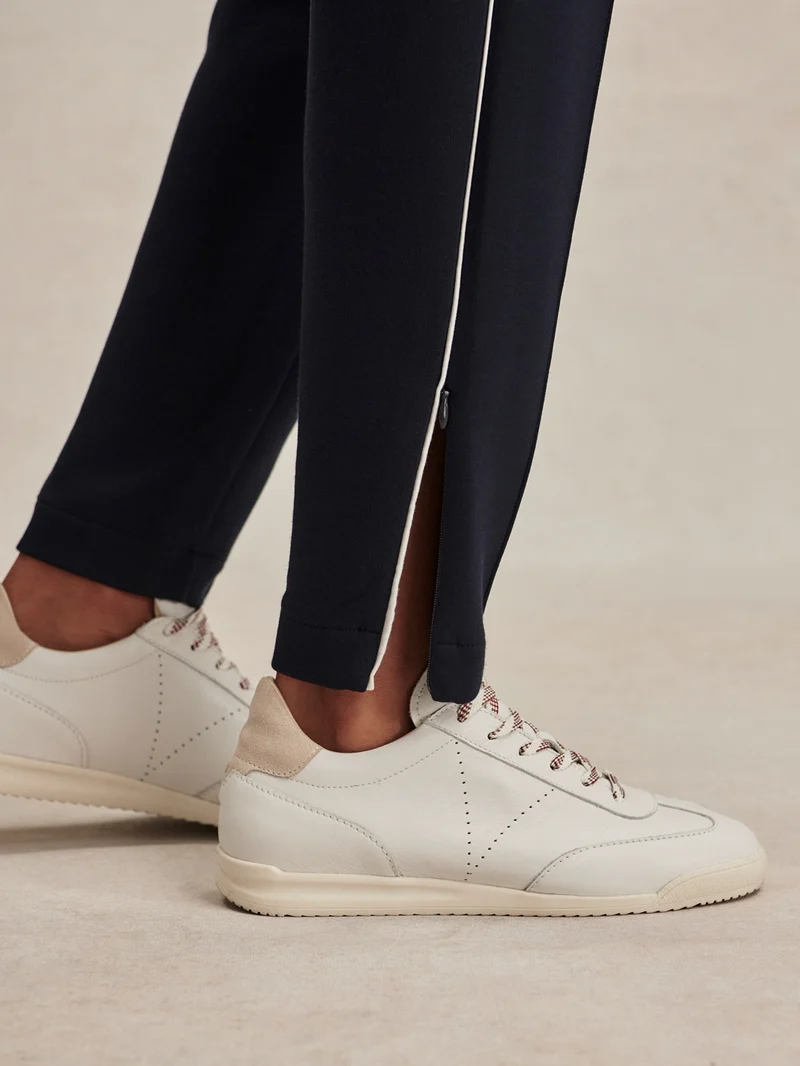 The Slim Pintuck Pant 27.5