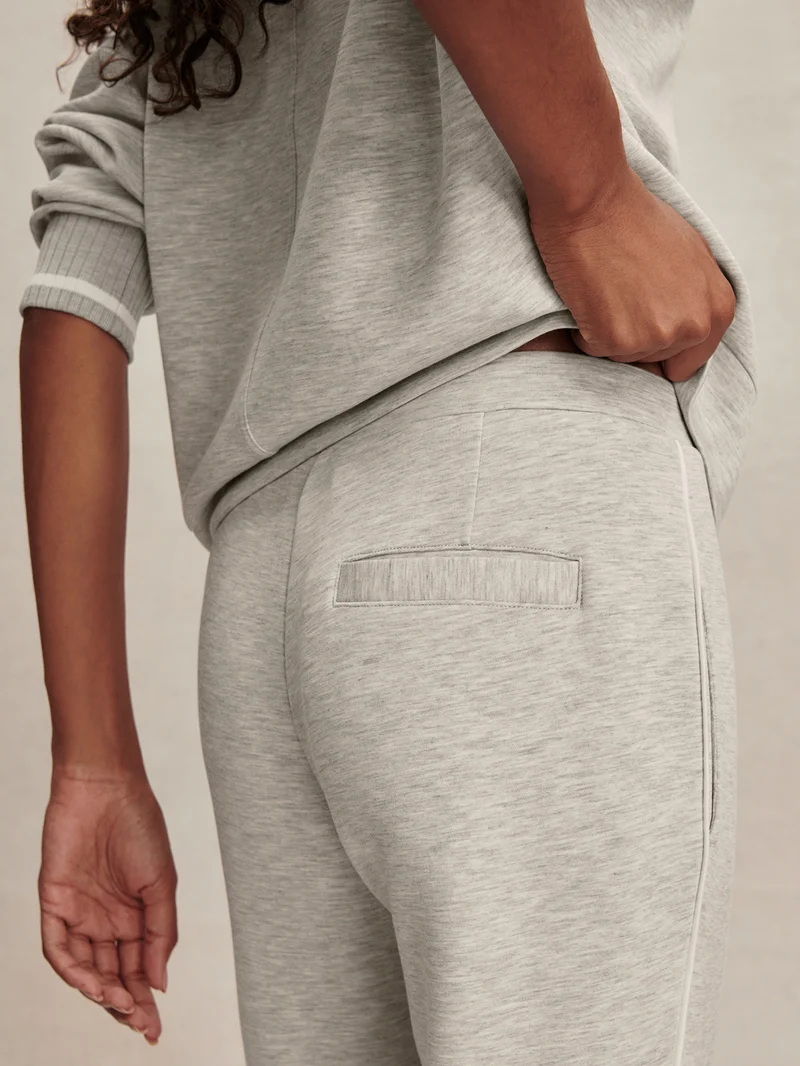 The Slim Pintuck Pant 27.5