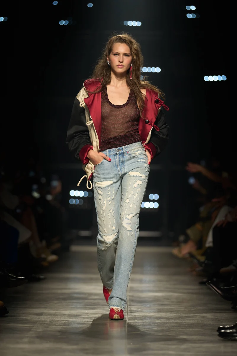 Look 1 [W26]